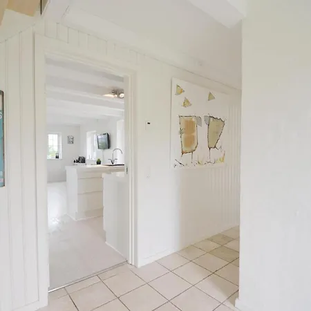 Cozy Home In Ebeltoft With House Sea View *
