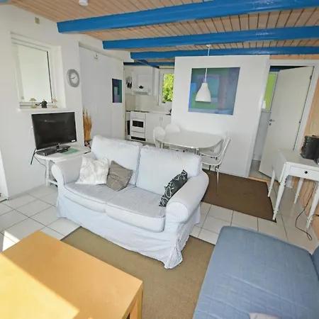 Prázdninový dům Cozy Home In Ebeltoft With House Sea View *
