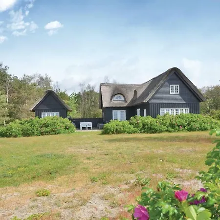 Cozy Home In Ebeltoft With House Sea View Prázdninový dům *