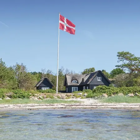 Prázdninový dům Cozy Home In Ebeltoft With House Sea View Ebeltoft