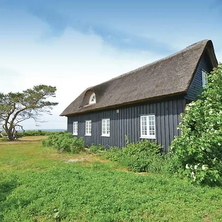 Amazing In With Kitchen Holiday home